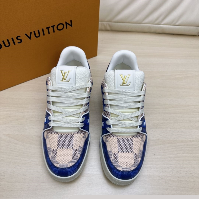 l**is V*t*n sneakers